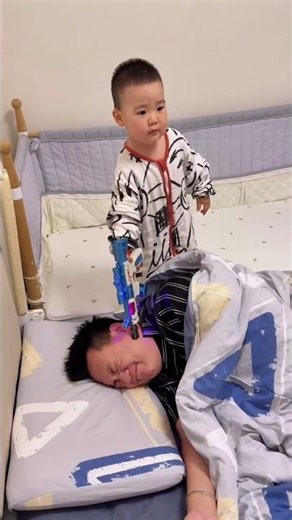 Youth has no price tag AK headshot Dad#A post-90s generation raising children#A drafty lea