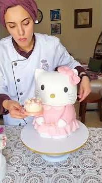 HELLO kitty cake كيكة شكل كيتي