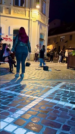 Brașov at night has a magic of its own ✨🇷🇴
