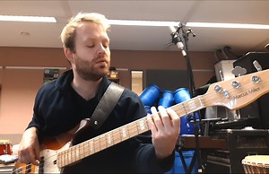 GBP #8 - Using the minor pentatonic scale in bass fills - Free lesson