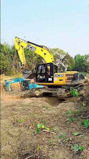 JCB Excavator in Action | Heavy Machinery 💪