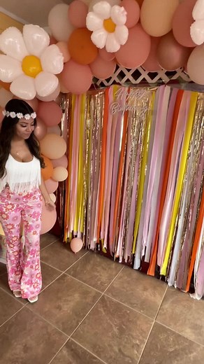 70's Party Outfits: Groovy Fashion Fiesta
