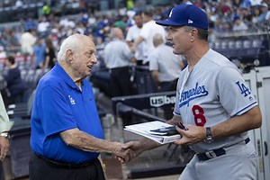 Tommy Lasorda: Fullerton| Dave Kingman| Wife| Baseball Card - sportsjone