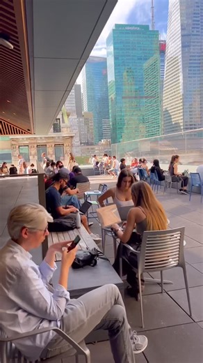 Kelly Kopp on Instagram: "📚✨ Discover NYC’s Most Stunning Library Gem ✨📚 📍Stavros Niarchos Foundation Library (SNFL), New York Public Library. Just across the street from the famous New York Public Library Tucked in the heart of Midtown Manhattan, just steps from Bryant Park, the Stavros Niarchos Foundation Library (SNFL) is not your average library. It’s a bold blend of classic NYPL elegance and modern, light-filled design, and it might just be NYC’s best kept secret for readers, thinkers, a