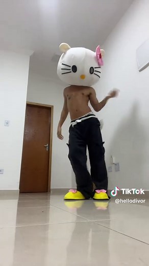 Hello Kitty Memes and Fun Designs for Fans