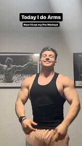 70K views · 781 reactions | Bodybuilder ! #fyp #bodybuilding #gym #muscle | John sax | Facebook