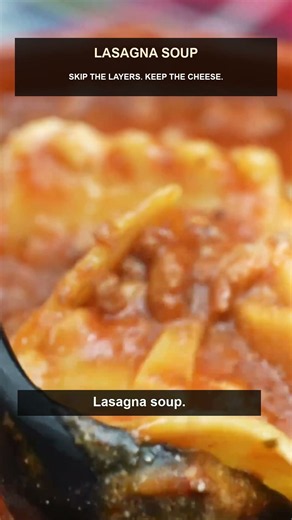 Why everyone is obsessed with Lasagna Soup #FoodTrends #EasyDinner