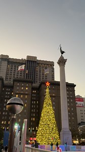 Ice skating in Union Square San Francisco California #christmas2025 #Holidays #christmastime #Christmas #sanfranciscocalifornia #sf | Rowena Paragas Pereyras
