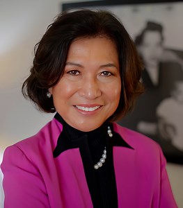 Loida Lewis reflects on love, life and business with Reginald F. Lewis in new memoir