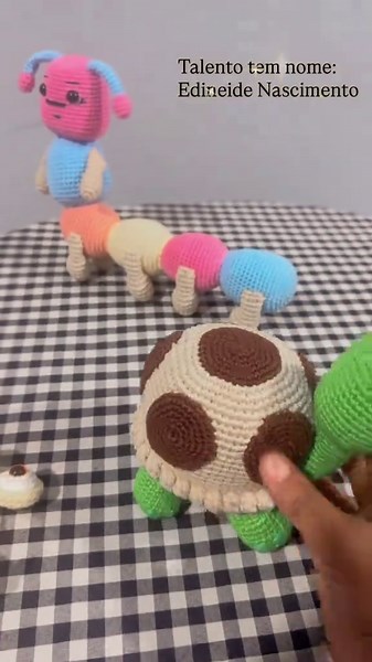 Aqui manja no crochê 🧶 😍❤️ @Edineide Nascimento #croche #comamor #trabalho