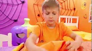 Roma and Diana New Halloween Adventure Stories | Diana y Roma Vídeo