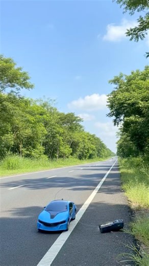 Small unboxing remote control blue morden car