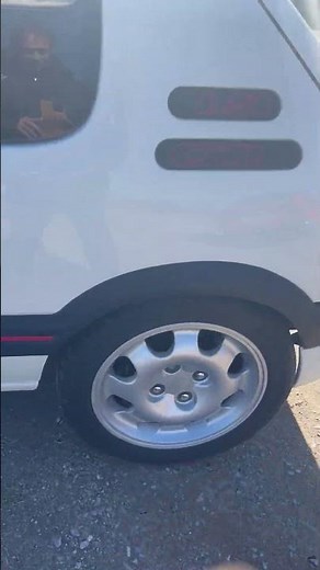 Coches Clásicos: Peugeot 205 GTI 1.9