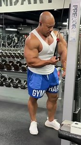 Mr Olympia King 7×Time Mr Olympia Bodybuilder Phil Heath Workout And Posing #rmdesifitness #ytshorts #bodybuilding #motivation #philheath #mrolympia #MichalKrizo #fecbookreels | Rm Fitness