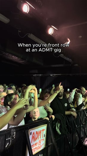 Seeing you guys singing along to songs that mean the world to me is everything.. 🧡