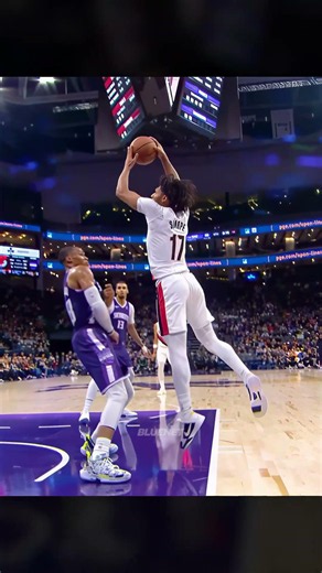 Shaedon Sharpe Crazy Poster Dunk On Westbrook Slow Motion!