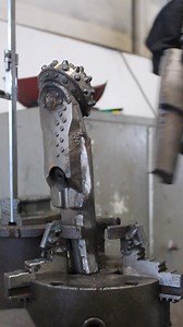 1.5M views · 8.7K reactions | Tricone bit. WhatsApp：+86 173 7096 7759 #rankingdrillingtools #triconebit #drilling #drillbits #rockdrill #rock #hdd #drillbit #waterwelldrilling #drillingtools #buttonbit #bitsforsale #factory #brocas | Hebei Ranking Bit Manufacture Co.,LTD | Facebook