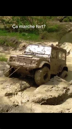 Land Rover Defender 300 TDI Off-Road Adventures