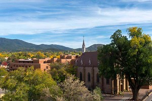 23 Best Things to Do in Santa Fe — From Sculpture Gardens to a Margarita Trail