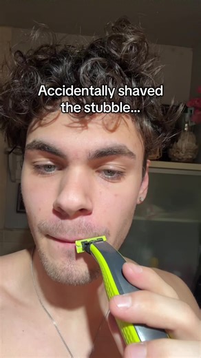 what’s better stubble or clean shaven? #shave #facialhair #stubble #psl #bp