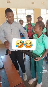 Teacher of the year😊 the pupils are excited to learn about the computer 💻 | Zed Celebrity Updates