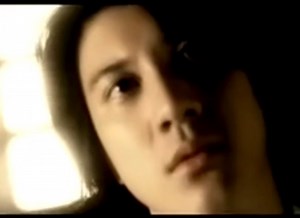 王力宏2004~2005年在日本代言的chuel巧克力广告，二哥实在是太帅了