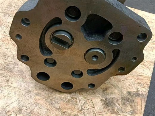 9g-3055变速箱注油泵总成-10r-7768变速箱回油泵总成,3t-0300三联泵总成-卡特彼勒D10N-D9L-D9N-D9R推土机三连泵-变速箱注油泵