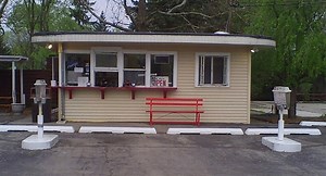 Rockford’s classic Bing’s Drive-In reborn as a food truck