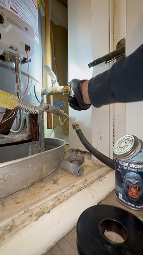 HOW TO: Replace a Plastic Water Heater Drain. #plumbing #plumber #plumbproud #plumblife #waterheater #drain #howto #diy #asmr #reels | Theconservativeplumber