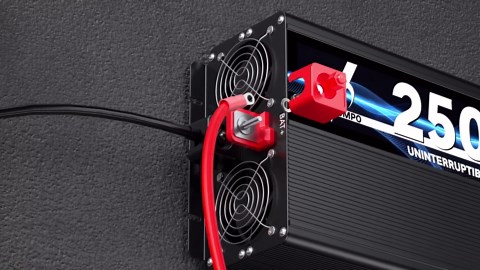 2000 Watt sump pump backup battery system, automatic switchover to battery inverter power, professional backup system in case of power failure, pure sine wave output Remote controller with LCD screen