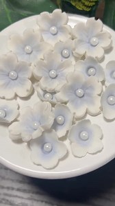 Edible Fondant Cherry Blossom Cupcake Toppers: Pearl Dust Flowers, 30 Piece Set - Etsy