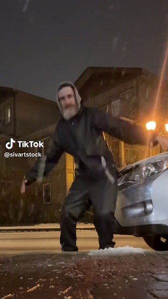 Hilarious Snowboarding Fails and Funny Snow Moments