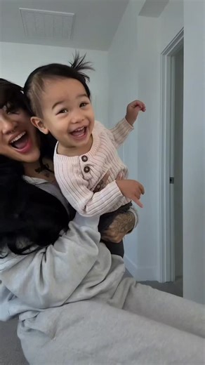 Michelle Liu on Instagram: "Air fried sweet potatoes 😩🤌🏼"