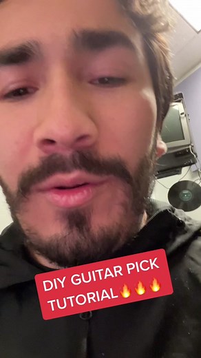 DIY Guitar Pick Tutorial: Make Your Own Vinyl Pick Card