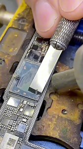 2K views · 704 reactions | CPIt has strong stability and good welding effect for CPU installation, and Lanrui blending oil is recommended to everyone. #mobile #lanrui #Glue | Lan Rui | Facebook