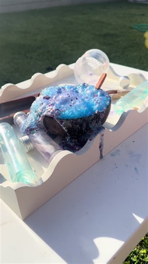 Pure magic inside every kit 😍 make your kiddies happy this Christmas with their own magic potion kit 🫶🏼 #potion #christmasgift #potionkit #sensoryplayideas #magiclittlepotions