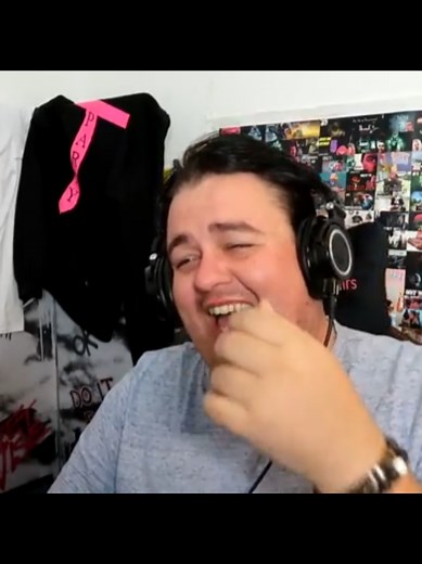 Daz Games Reacts to Weird Makeup Tutorials