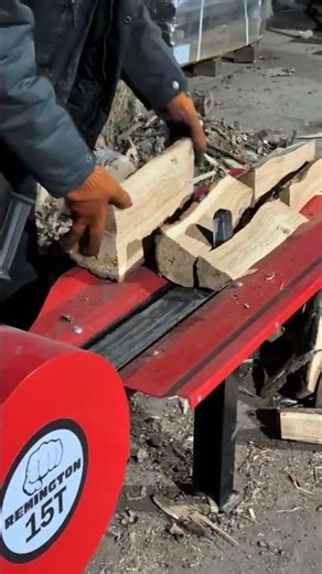 log splitter easy #wood #woodcutting #woodwork