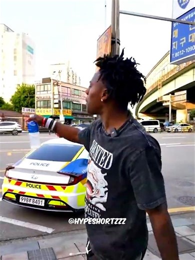 Speed Out Here Offering Help to Police 💀🤣