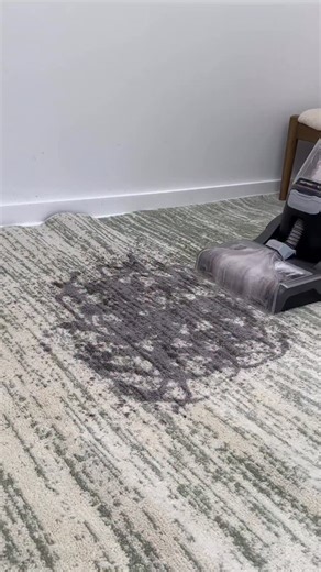 7.6K views · 11 reactions | The Hoover SmartWash Pet XL will transform your carpets朗 #clean #satisfying #cleaningmotivation #cleaninghacks #cleaning #mess #oddlysatisfying #satisfyingvideos #cleaningtips #carpetcleaning #carpetwashing #carpetwash #rug #deepclean | Hoover Vacuums North America | Facebook