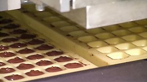 Watch Unwrapped Season 9 Episode 11 - Chocolate Creations