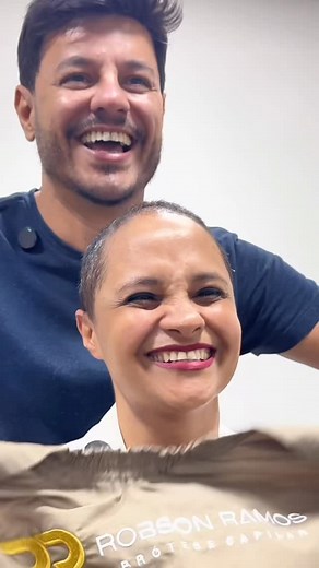 1.1M views · 155K reactions | 凉 Qual dessas você achou mais emocionante? É muito mais do que uma prótese… É sobre devolver sonhos, identidade e fé.  rrprotesecapilar.com.br  (19) 99664-3334 | RR - Prótese Capilar | Facebook