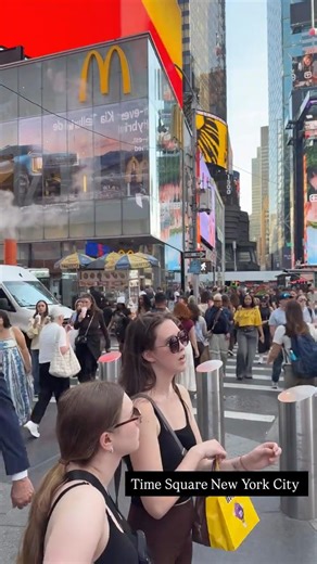 Time Square New York City 80°F Walking Tour May 5th 2026 🇺🇸