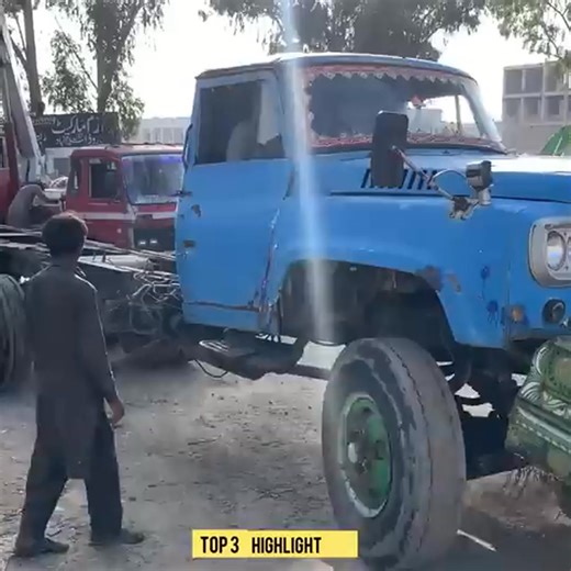3.5K views · 25 reactions | TOP 3 Emergency Pakistani Truck Repairs And Restoration || Old Truck Full Restoration | Fan DIY | Facebook