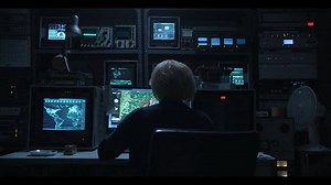 Tráiler de "Critters ¡Al ataque!" (Bobby Miller, 2019) Drea (Tashiana Washington) es una joven de 20 años que acepta a regañadientes convertirse en la niñera de una de sus profesoras de Universidad. En su intento por entretener a Trissy (Ava Preston) y a Jake (Jack Fulton), además de a su hermano pequeño Phillip (Jaeden Noel), Drea decide sacarlos de paseo por un sendero rural, sin saber que por él pulula una misteriosa raza alienígena que devora todo lo que encuentra a su paso. | Editorial Appl