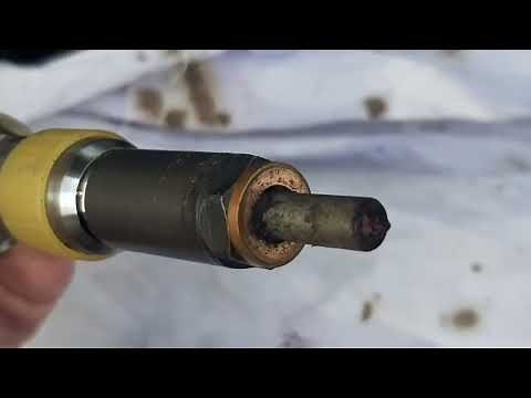 INJECTOR DISASSEMBLY. PEUGEOT 3008 1.6 HDI YEAR 2011