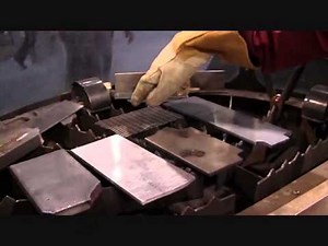 Hypertherm's new Powermax30 XP plasma cutting system at CONEXPO 2014