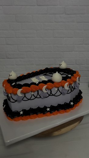 okay but the cake being coffin shaped is iconic #lucerobakerycommerceca #lucerobakery #fyp #buttercream #downeyca #pinterest #baking #buttercreamcake #desserttiktok #losangelesdessert #heartcake #aestheticcake #goth #tarayummy #superbowl #cheifs #niners #jakewebber