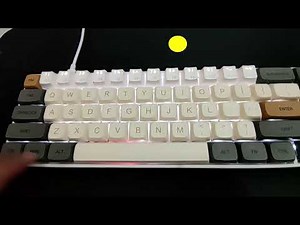 Royal Kludge RK71 Red Switch + PBT XDA Keycaps