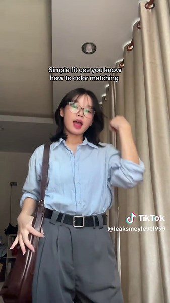 Color combination is everything babe🫶🏻 #ootd #simpleoutfits #colorcombination #minimalist #creatorsearchinsights